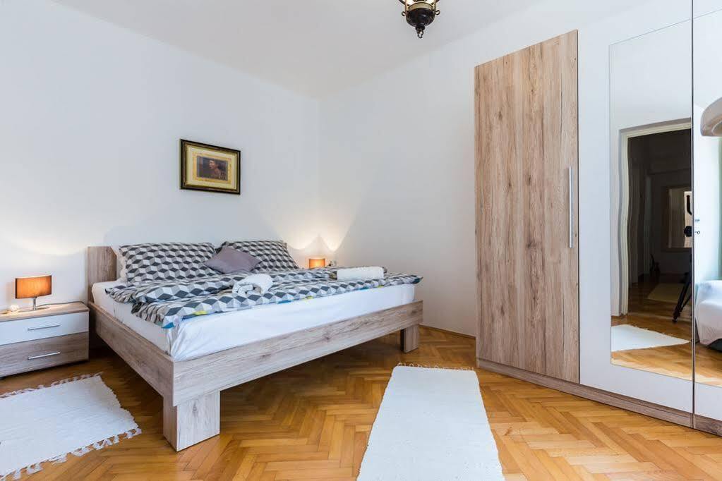 Apartments & Rooms Hosana Zadar Extérieur photo